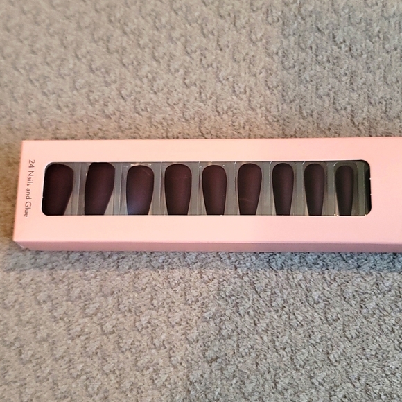 Tip Beauty Coffin Nails Sets (Maroon/Lt Blush) - Picture 2 of 10